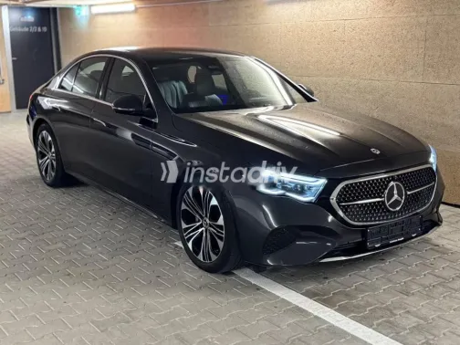 Mercedes E 200 2024 Gray Used for Sale - 1