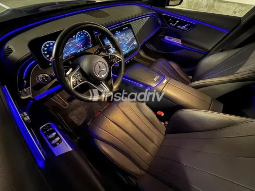 Mercedes E 200 2024 Gray Used for Sale - 3