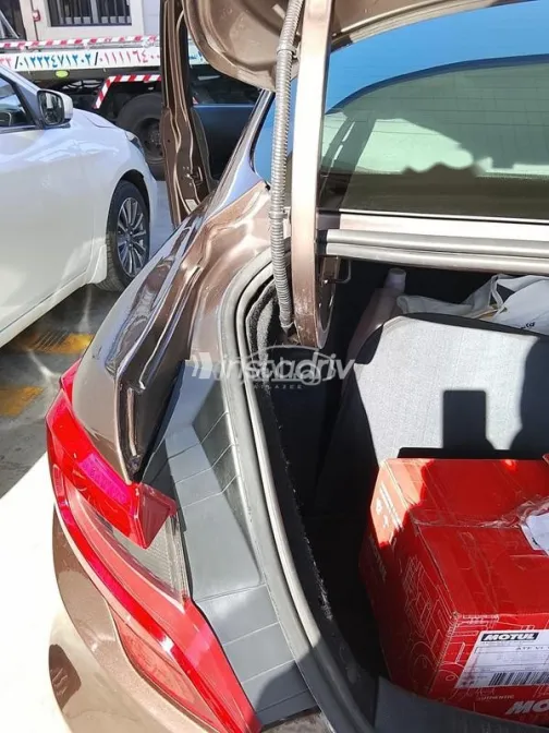 Fiat Tipo 2019 White Used for Sale - 3