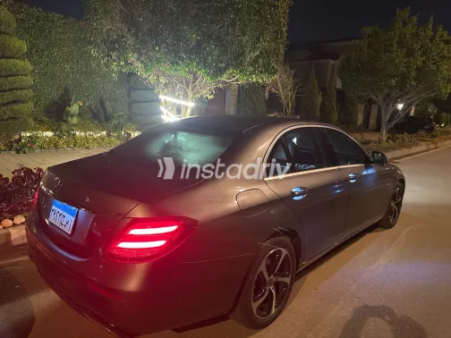 مرسيدس E 200 2020 أبيض مستعملة للبيع - 3