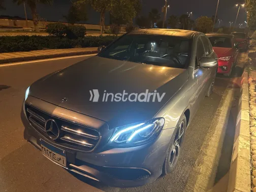 مرسيدس E 200 2020 أبيض مستعملة للبيع - 8