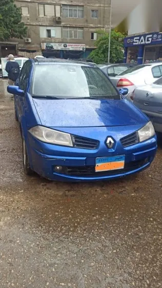 رينو ميجان 2008 أزرق غامق مستعملة للبيع