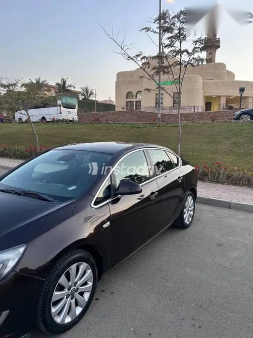 اوبل أسترا 2013 نبيتي مستعملة للبيع - 2