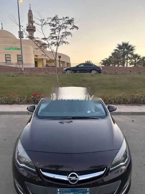 اوبل أسترا 2013 نبيتي مستعملة للبيع - 3