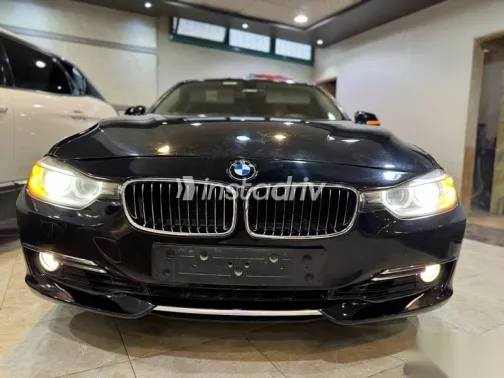 بي ام دبليو 320 2015 أسود مستعملة للبيع - 1