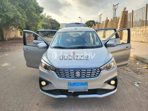 Suzuki Ertiga 2021 Silver Used for Sale - 3