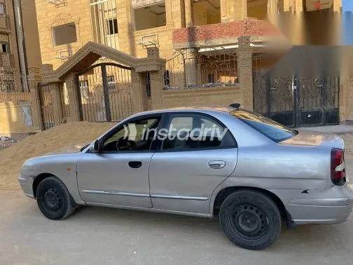 دايو نوبيرا 2004 فضي مستعملة للبيع - 4