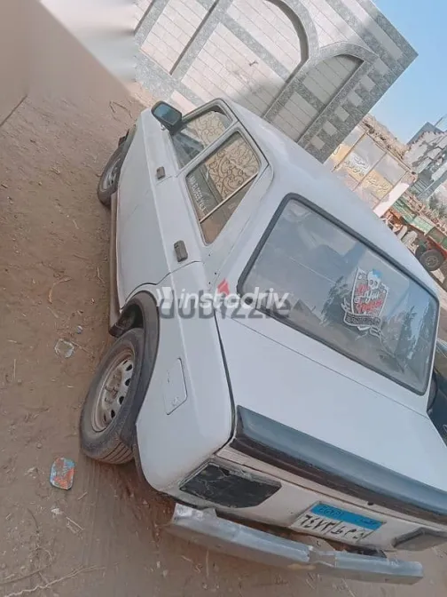 فيات 128 1990 أبيض مستعملة للبيع - 4