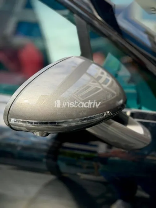 Porsche Macan 2024 Black Used for Sale - 3