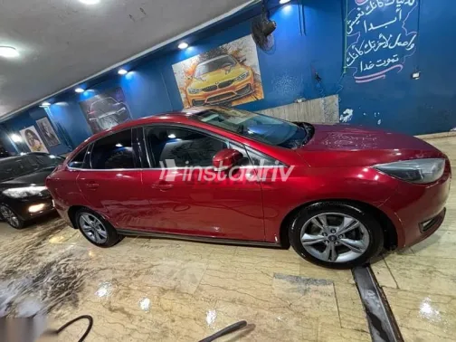 Ford Focus 2017 Red Used for Sale - 2