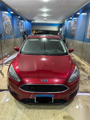 Ford Focus 2017 Red Used for Sale