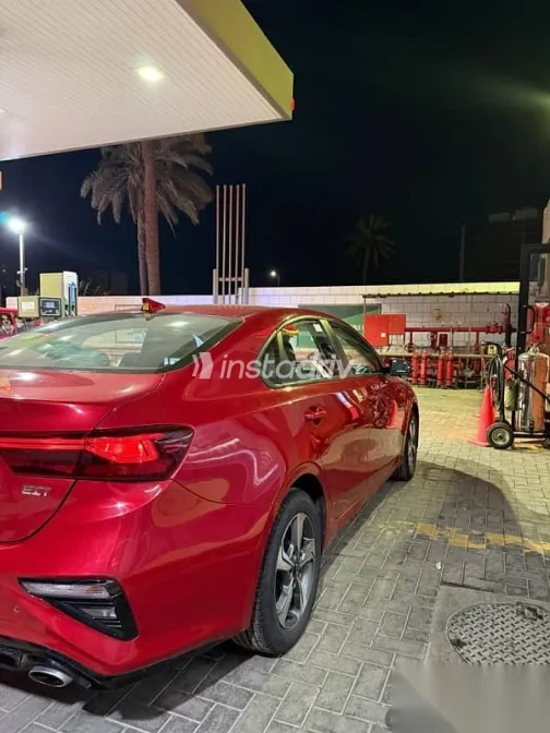 Kia Cerato 2021 Burgundy Used for Sale - 4