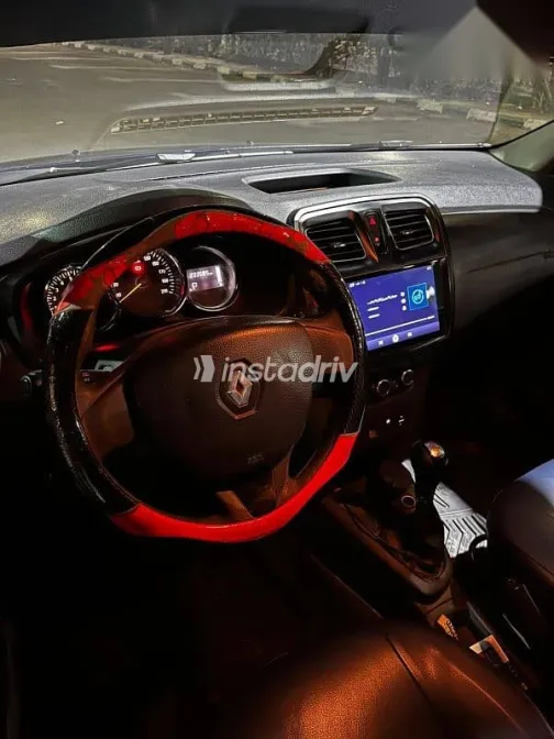 رينو لوجان 2016 أزرق غامق مستعملة للبيع - 7