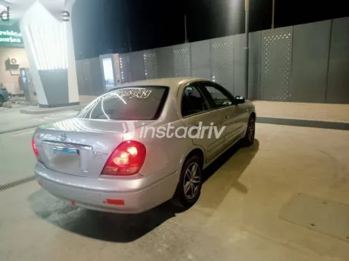 نيسان صنى 2008 فضي مستعملة للبيع - 5