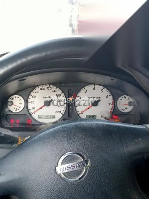 نيسان صنى 2008 فضي مستعملة للبيع - 8