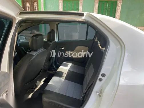 Renault Symbol 2016 White Used for Sale - 4