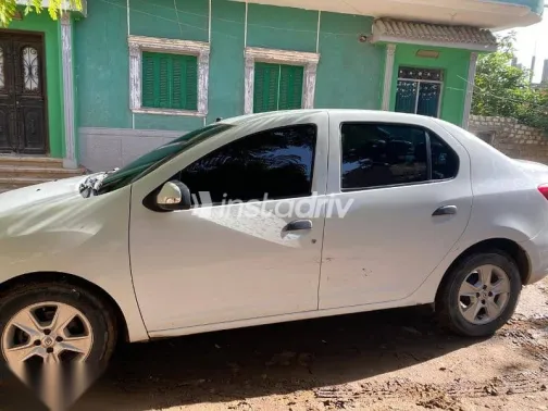 Renault Symbol 2016 White Used for Sale - 6
