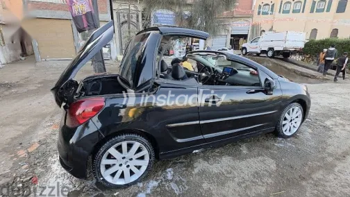 Peugeot 207 2011 Black Used for Sale - 1