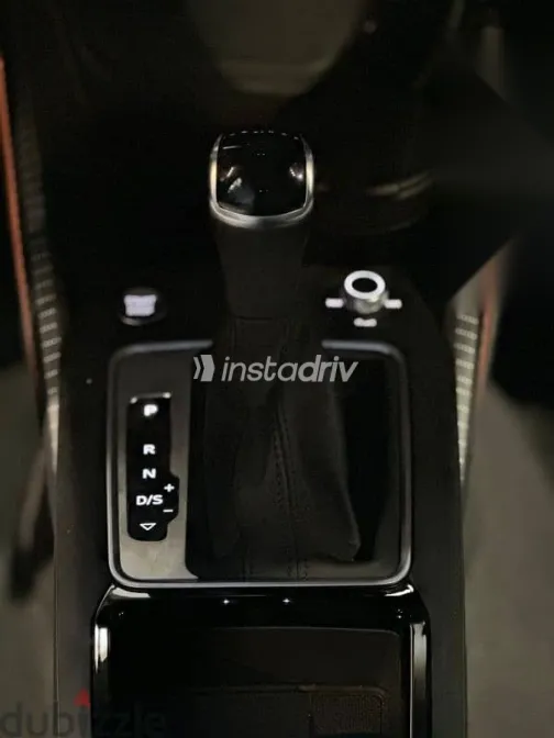 Audi Q2 2025 Gray New for Sale - 7