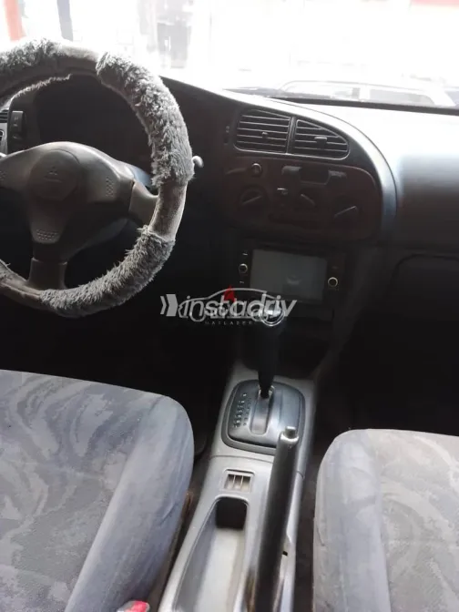 ميتسوبيشي لانسر 2000 أزرق غامق مستعملة للبيع - 4