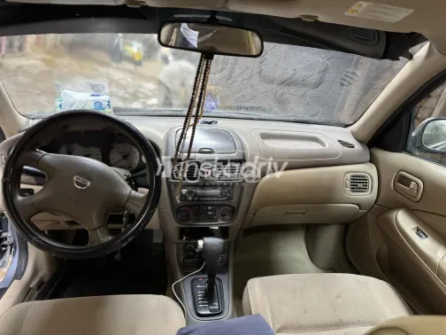 نيسان صنى 2009 أزرق مستعملة للبيع - 2