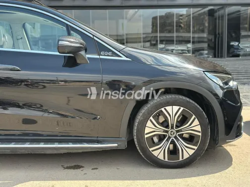 Mercedes E 350 2023 Black Used for Sale - 4