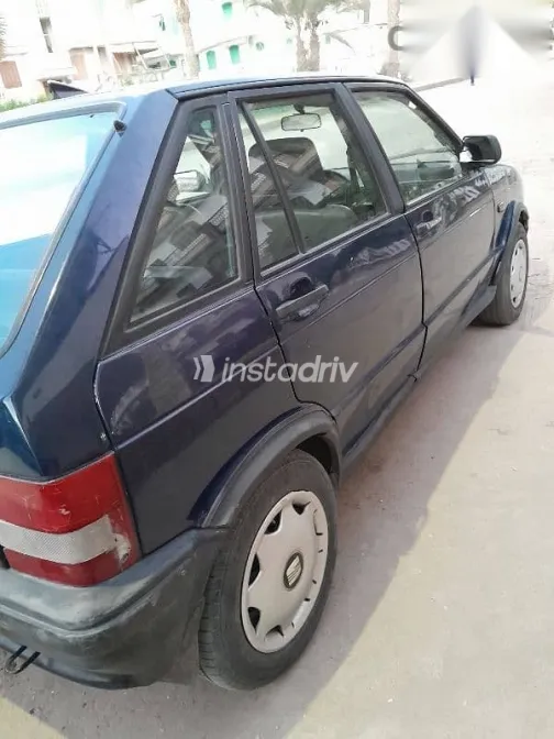 سيات ابيزا 1992 أزرق غامق مستعملة للبيع - 1