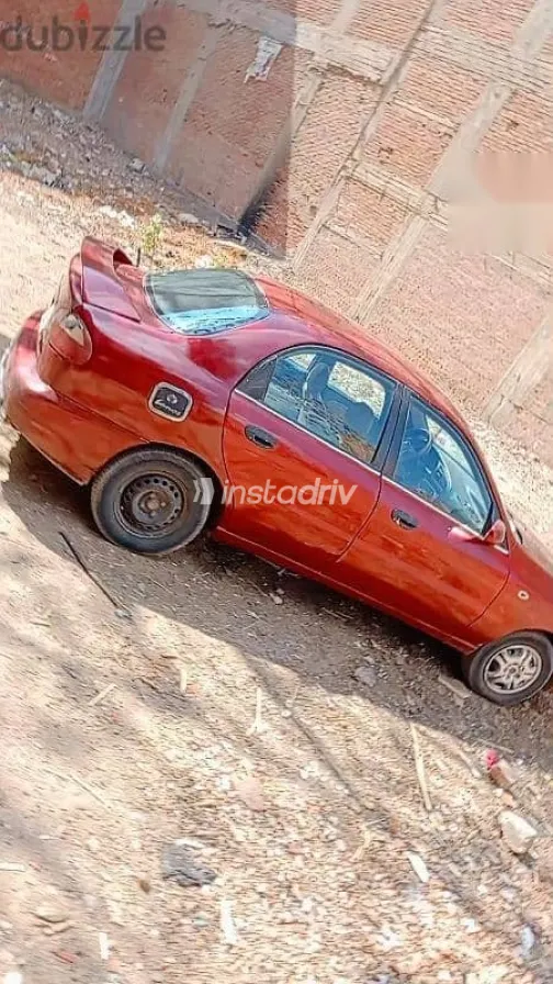 دايو لانوس 1999 أحمر مستعملة للبيع - 4