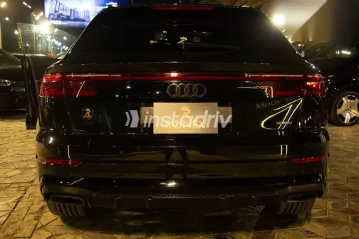 اودي Q8 2025 أسود جديدة للبيع - 3