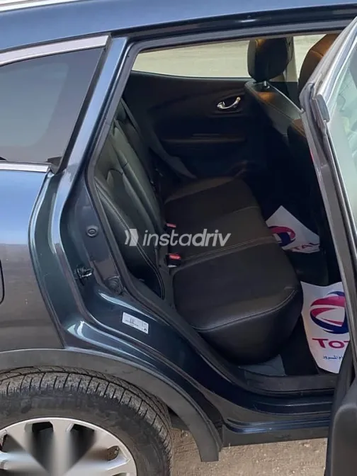Renault Kadjar 2018 Gray Used for Sale - 5