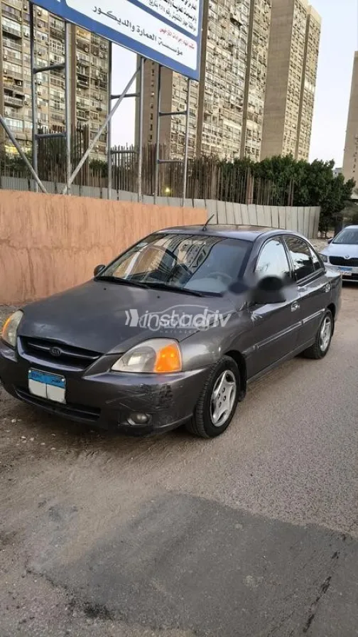 كيا ريو 2003 رمادي مستعملة للبيع - 2