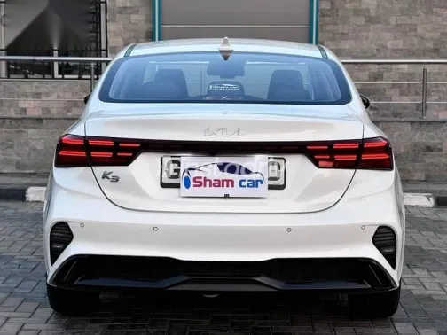 Kia K3 2023 White Used for Sale - 4