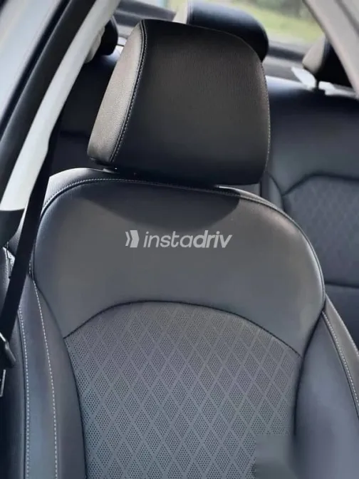 Kia K3 2023 White Used for Sale - 9