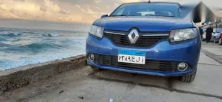 رينو لوجان 2014 أزرق غامق مستعملة للبيع