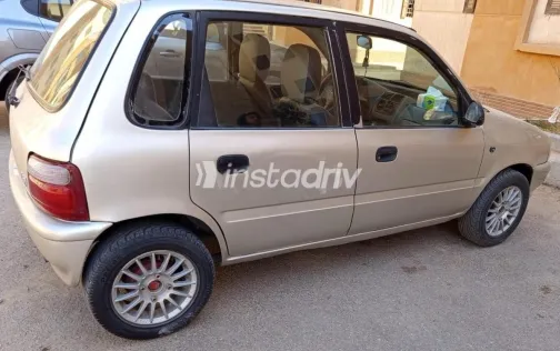 سوزوكى التو 2006 أبيض مستعملة للبيع - 4