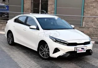 كيا K3 2023 أبيض مستعملة للبيع