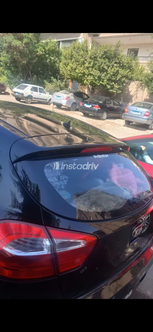 كيا ريو 2013 أبيض مستعملة للبيع - 3