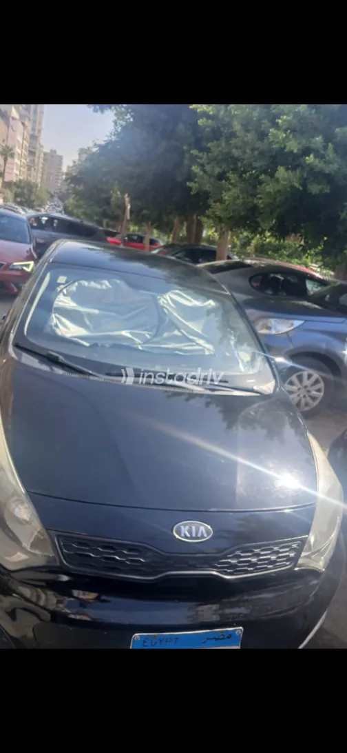 كيا ريو 2013 أبيض مستعملة للبيع - 4