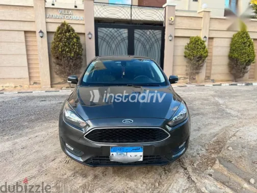فورد فوكس 2018 رمادي مستعملة للبيع - 3
