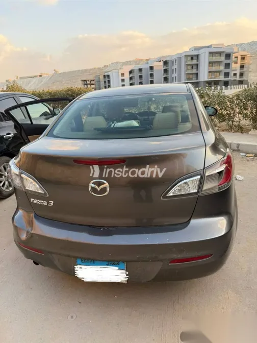 مازدا 3 2013 رمادي مستعملة للبيع - 3