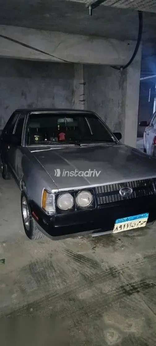 دايهاتسو شارمـنت 1983 فضي مستعملة للبيع - 5