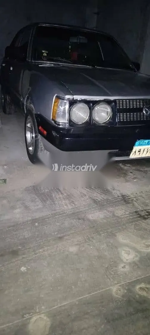 دايهاتسو شارمـنت 1983 فضي مستعملة للبيع - 6