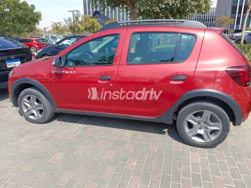 Renault Sandero Step Way 2018 White Used for Sale - 3
