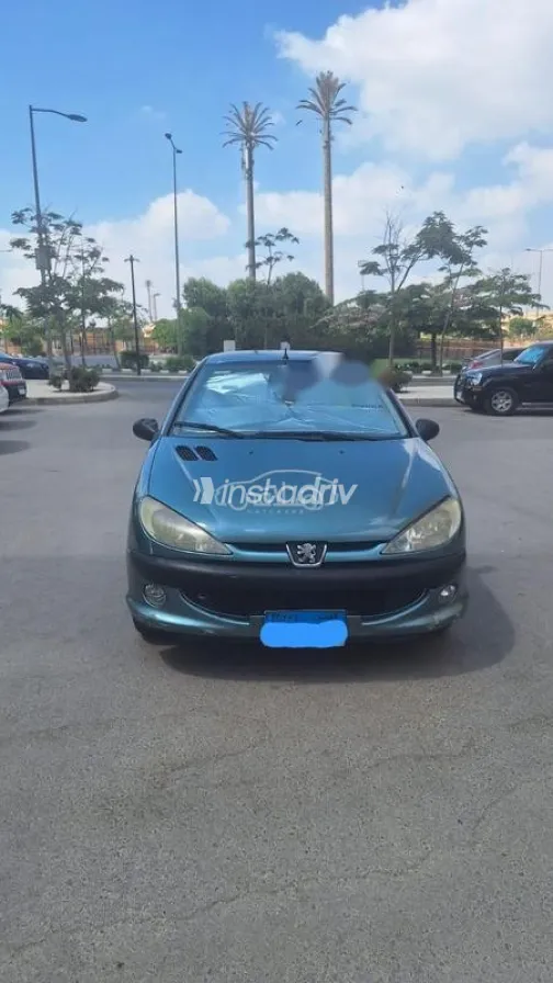 بيجو 206 2001 أخضر غامق مستعملة للبيع - 1