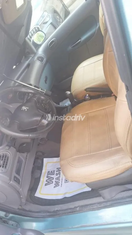 بيجو 206 2001 أخضر غامق مستعملة للبيع - 5