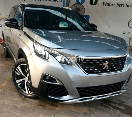 Peugeot 5008 2020 White Used for Sale - 1