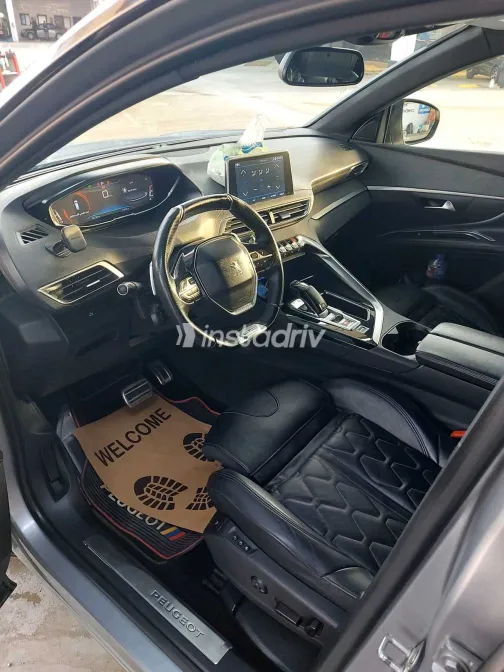 Peugeot 5008 2020 White Used for Sale - 4