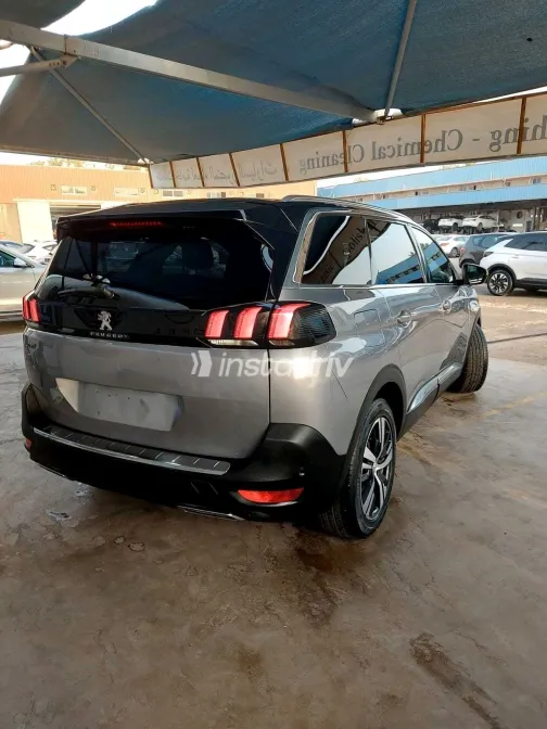 Peugeot 5008 2020 White Used for Sale - 7