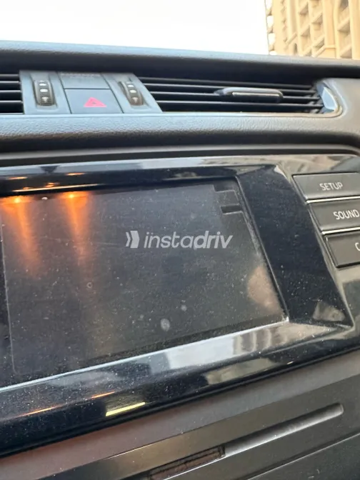 سكودا اوكتافيا 2016 أبيض مستعملة للبيع - 2