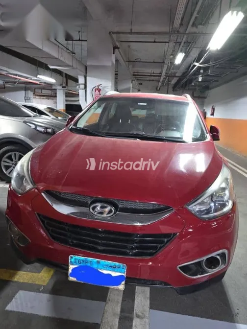 هيونداي IX 35 2015 أحمر مستعملة للبيع - 1